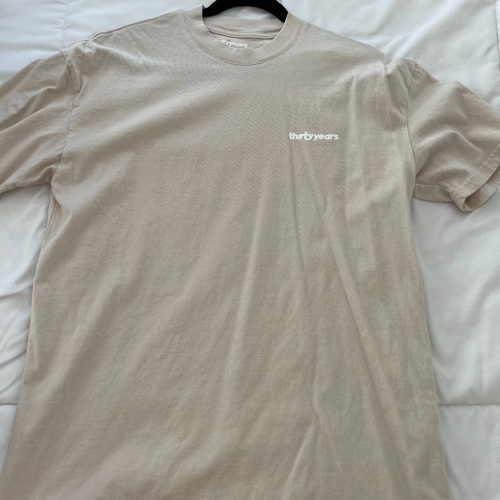 Thirty Years Uniform Tee in Light Flex